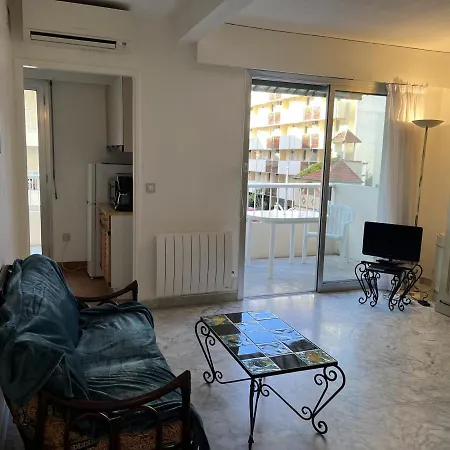 Studio Saint-raphael, 1 Piece, 3 Personnes - Fr-1-466a-45 Апартаменти Сен-Рафаель